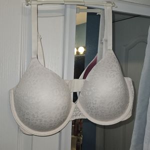 Victoria's Secret Pink wear everywhere bra 36DD